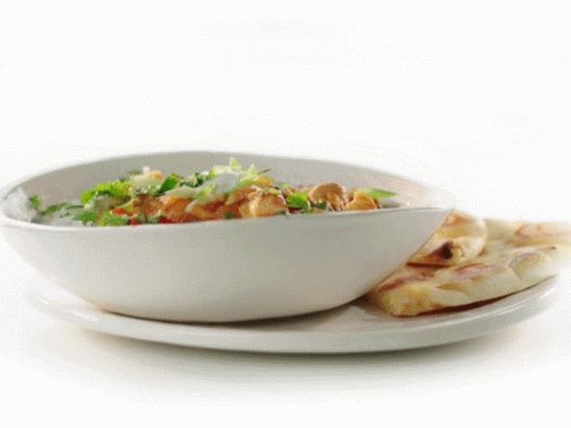 Photo sauce au curry avec poivrons, poulet, agneau ou boeuf