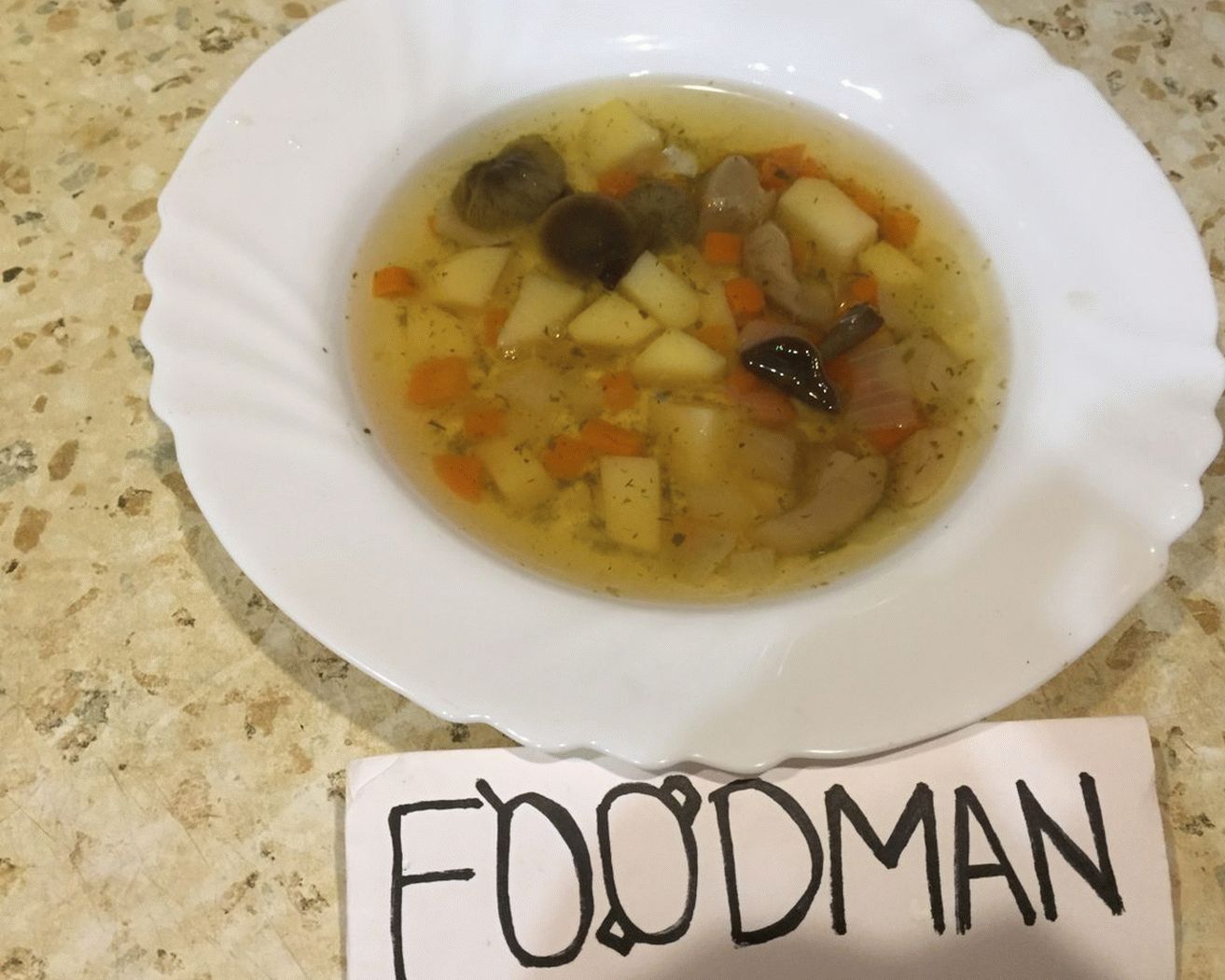 Soupe aux champignons: recette vidéo