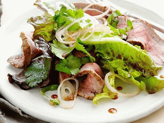 Salade thaïlandaise au bœuf grillé