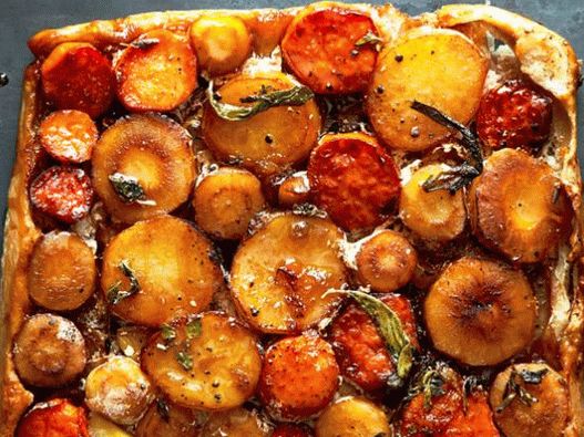 Photo de Tarte Taten à partir de patate douce et de panais