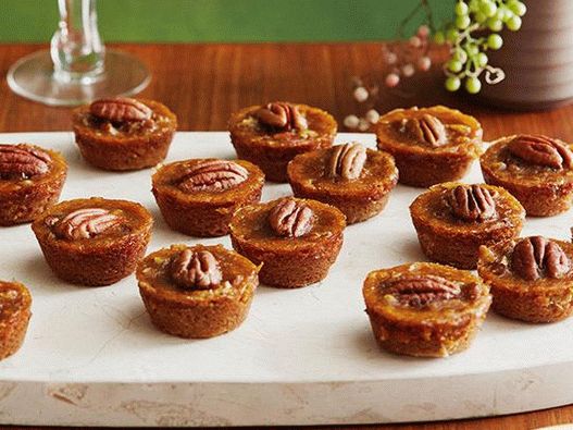 Photo de tartelettes à la citrouille et aux noix