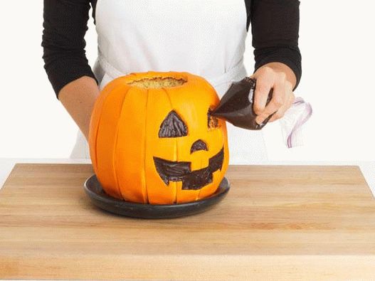 Gâteau seau de bonbons d'Halloween