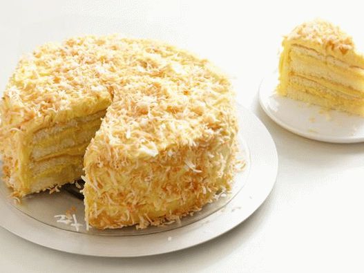Photo Cake fourré à la noix de coco et à la crème au beurre