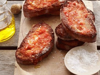 Photo Toasts Aux Tomates Et Ail