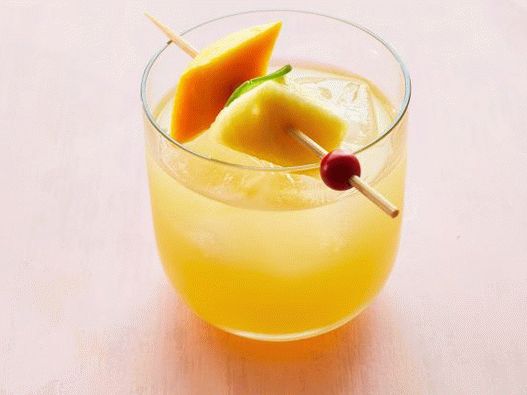 Photo cocktail tropical au poivre
