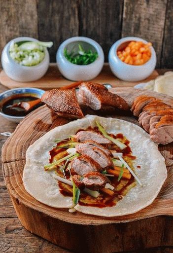 Magret de canard asiatique grillé à la sauce asiatique au gingembre et à l'ail