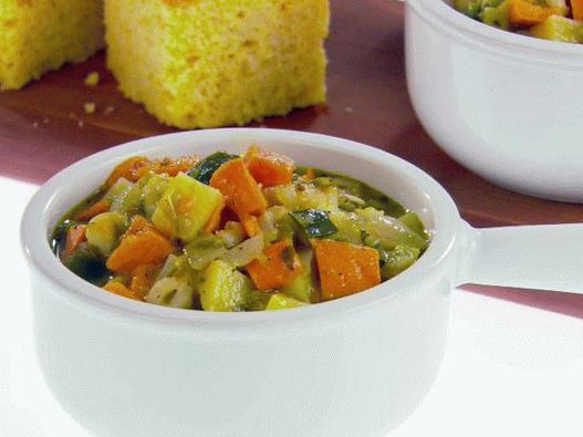 Photo Chili végétarien à base de piments verts