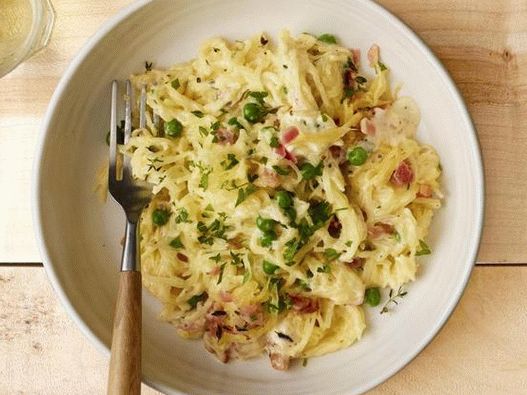 Photo du plat - Potiron Spaghetti à la Sauce Alfredo avec Pancetta et Pois Verts
