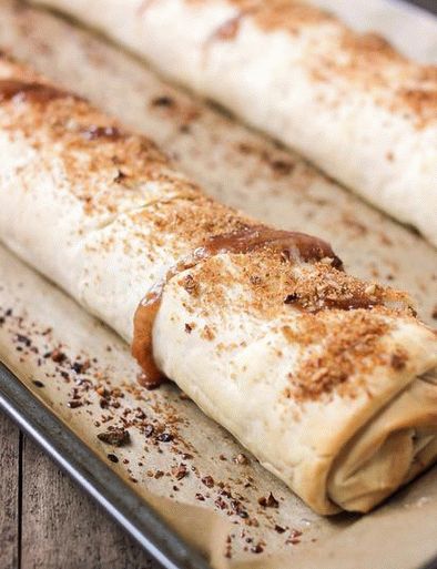 Photo strudel aux pommes à partir de pâte filo