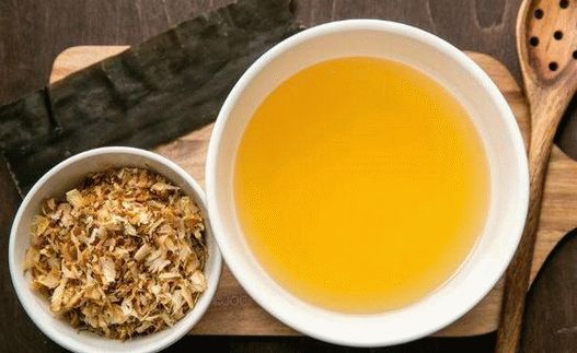 Bouillon de dashi japonais Katsuo