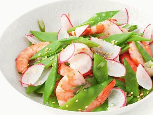 Salade de crevettes et pois mange-tout